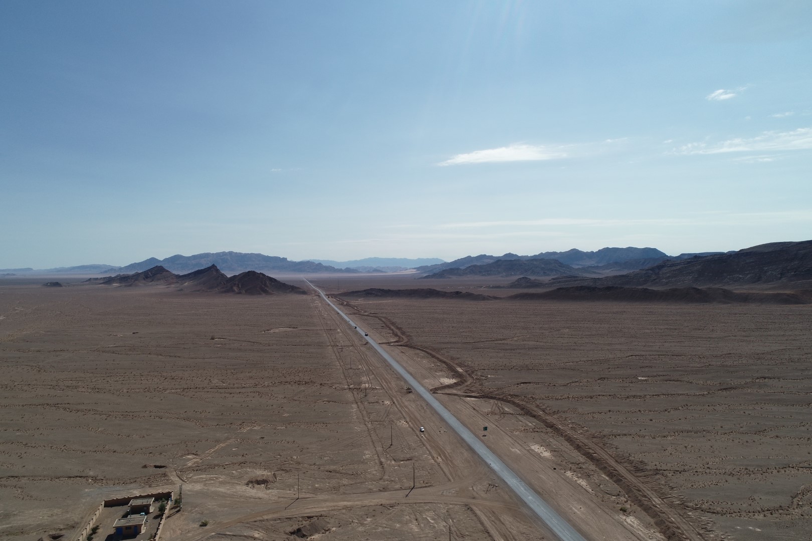 مراحل توجیه نهایی و طراحی تفصیلی بهسازی راه اصلی محور جندق - چوپانان - اردکان